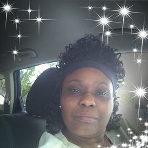 Meet your Posher, Evette